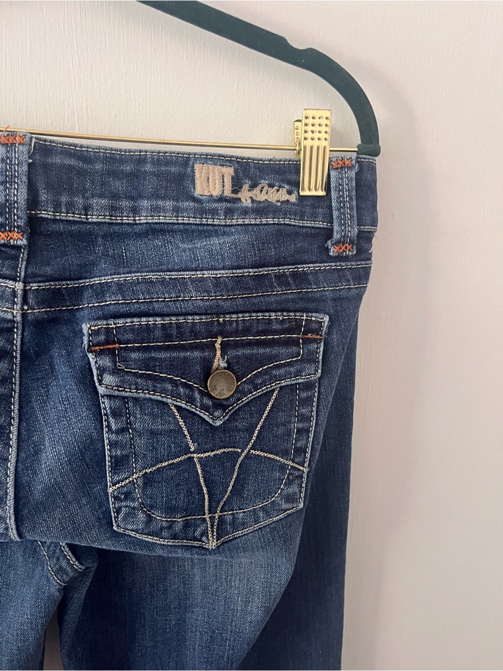Kut from the Kloth Natalie High Rise Bootcut Jeans Embroidered Flap Pockets 6 - Picture 7 of 14